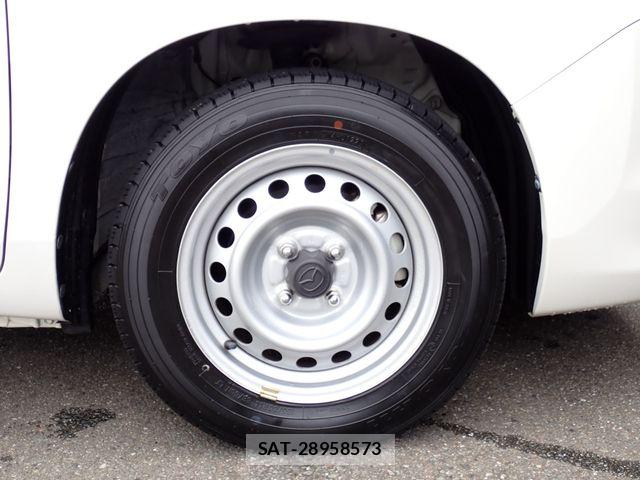 Mazda FAMILIA VAN 2021-09 8829002-28
