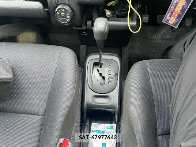 Mazda FAMILIA VAN 2023-06 8073729-13
