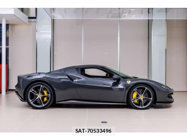 Ferrari 296 GTB 2024-09 7218392-5