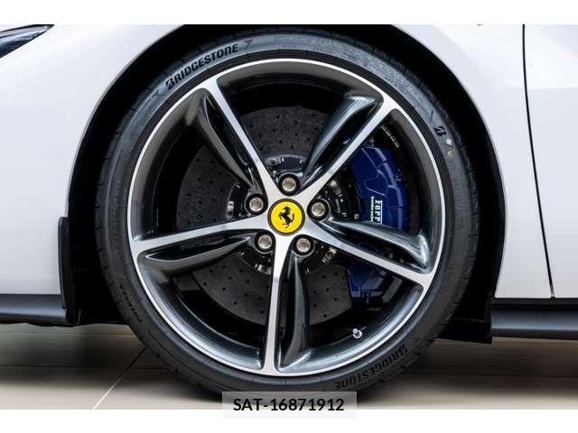 Ferrari 296 GTB 2025-09 7218400-12