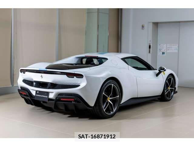 Ferrari 296 GTB 2025-09 7218400-6