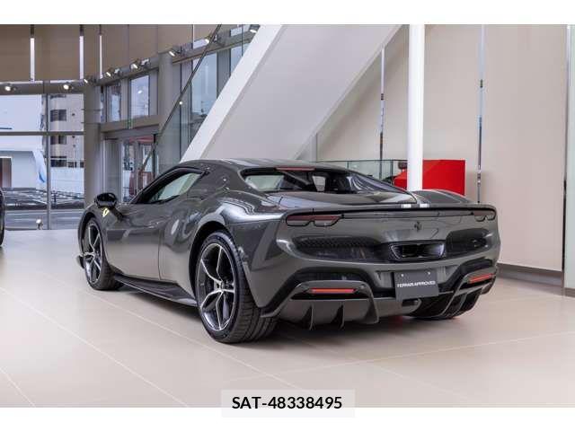 Ferrari 296 GTB 2024-12 7218394-9