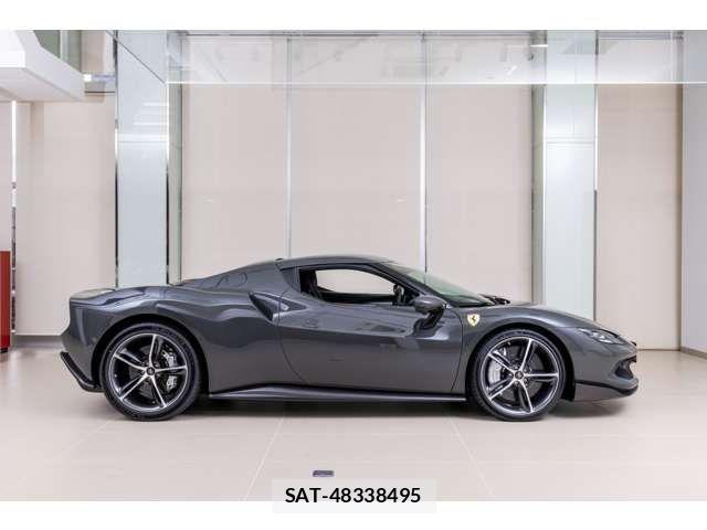 Ferrari 296 GTB 2024-12 7218394-6