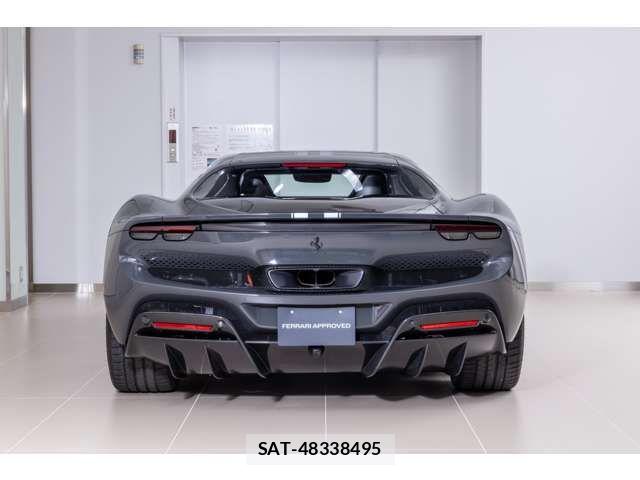 Ferrari 296 GTB 2024-12 7218394-8