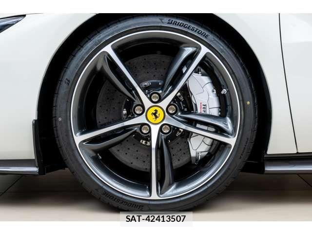 Ferrari 296 GTB 2025-08 7218393-12