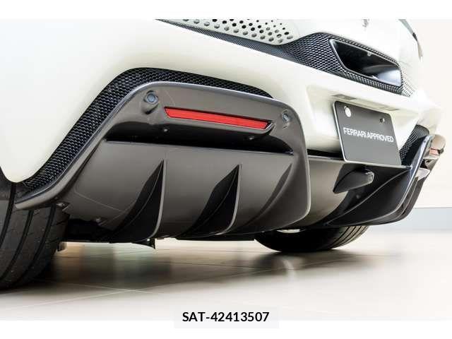 Ferrari 296 GTB 2025-08 7218393-15