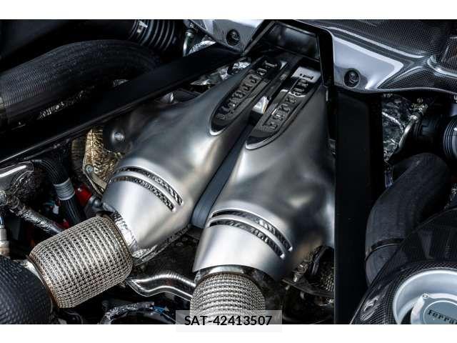 Ferrari 296 GTB 2025-08 7218393-2