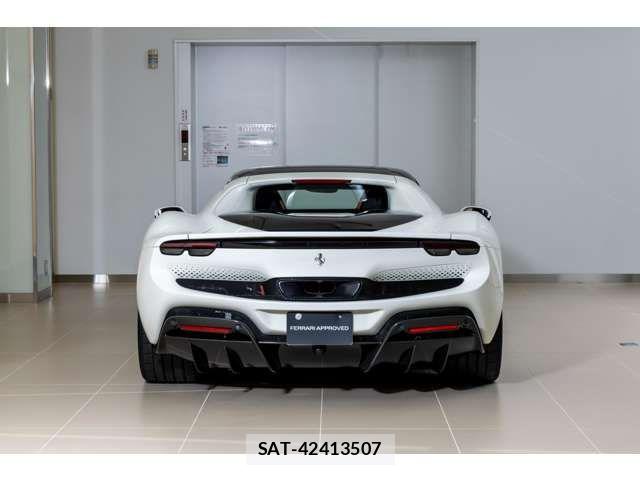 Ferrari 296 GTB 2025-08 7218393-7