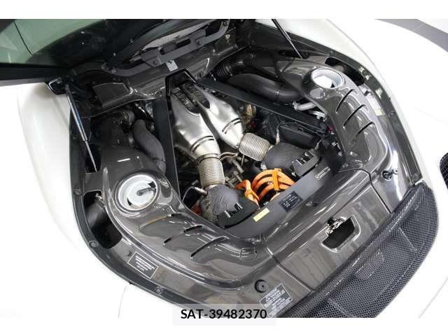 Ferrari 296 GTB 2025-08 7357711-5