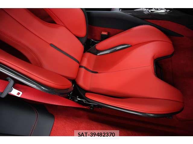 Ferrari 296 GTB 2025-08 7357711-7