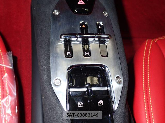 Ferrari 296 GTB 2025-03 8207494-13