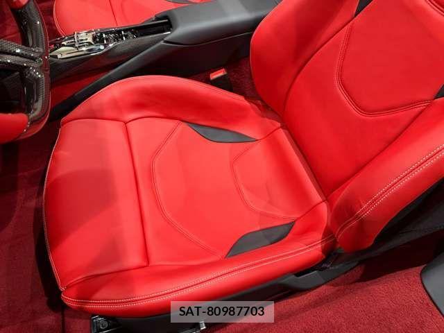 Ferrari 296 GTS 2025-05 1426107-15
