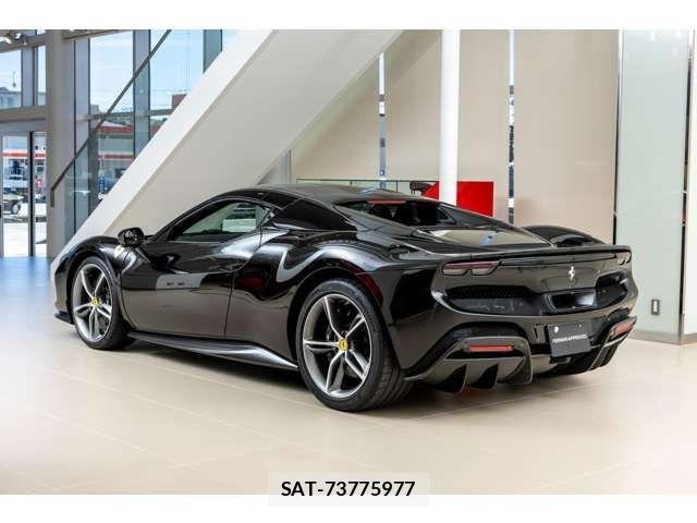 Ferrari 296 GTS 2025-07 7218401-9