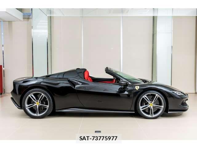 Ferrari 296 GTS 2025-07 7218401-6