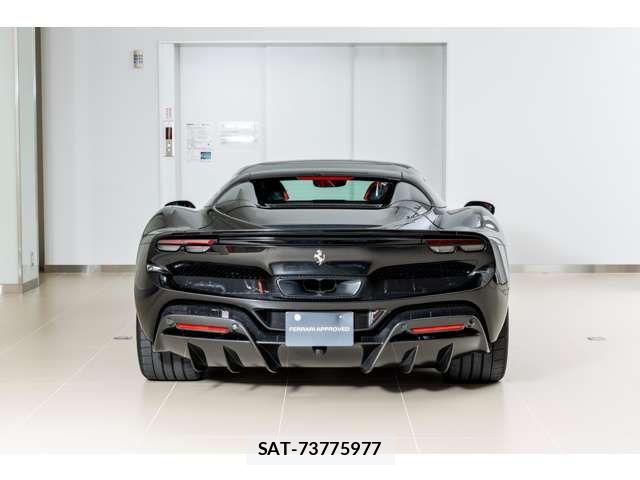 Ferrari 296 GTS 2025-07 7218401-8