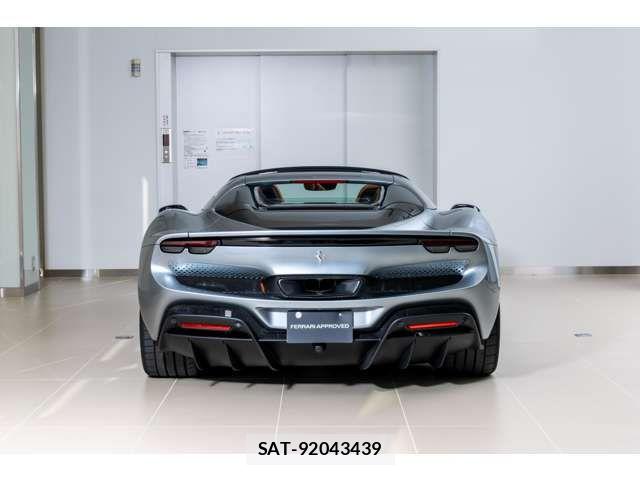 Ferrari 296 GTS 2025-10 7218402-9