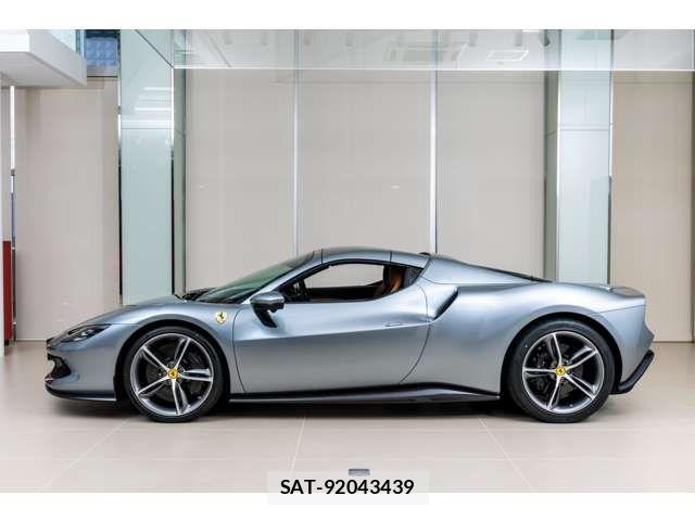 Ferrari 296 GTS 2025-10 7218402-11