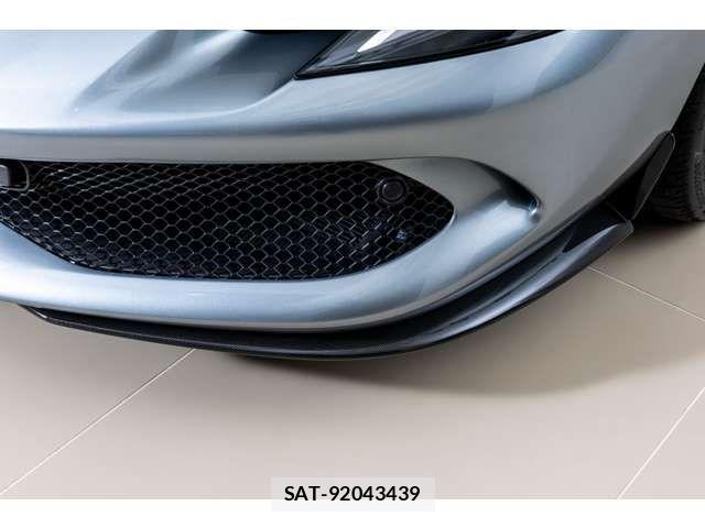 Ferrari 296 GTS 2025-10 7218402-15