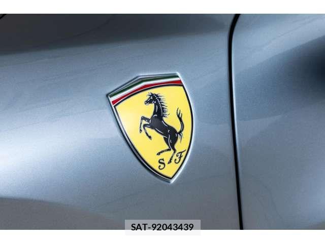 Ferrari 296 GTS 2025-10 7218402-17