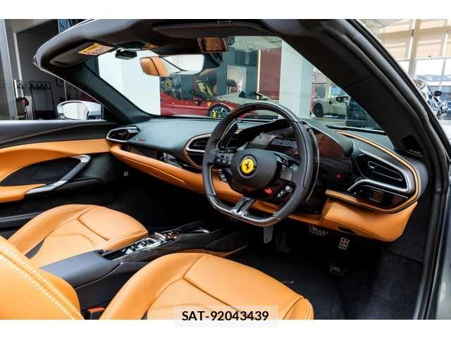 Ferrari 296 GTS 2025-10 7218402-1