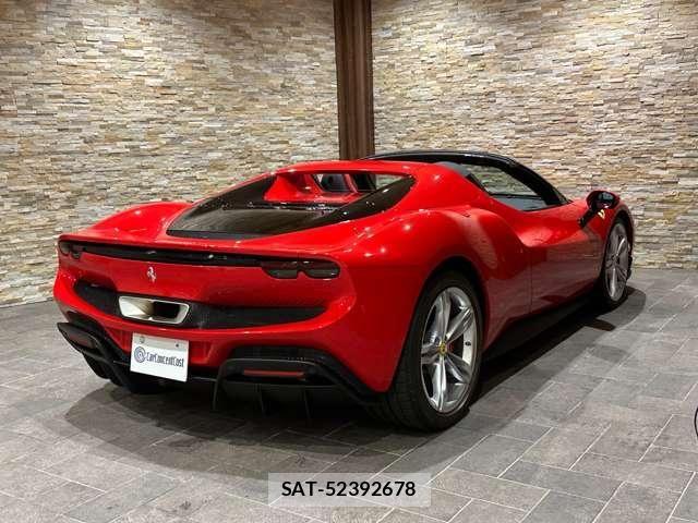 Ferrari 296 GTS 2025-03 8130023-9