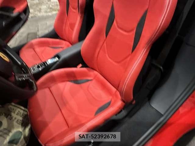 Ferrari 296 GTS 2025-03 8130023-23