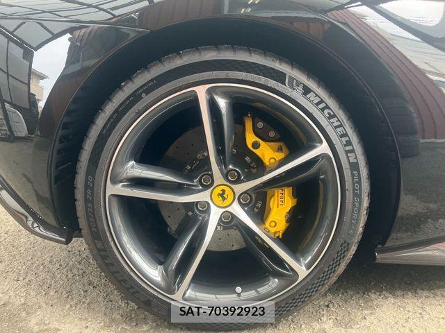 Ferrari 296 GTB 2023-05 1052447-14