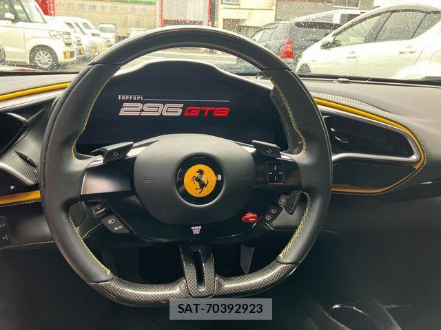 Ferrari 296 GTB 2023-05 1052447-18