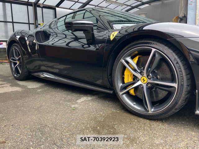 Ferrari 296 GTB 2023-05 1052447-5