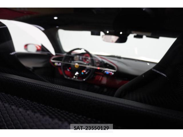 Ferrari 296 GTB 2023-08 2319388-11
