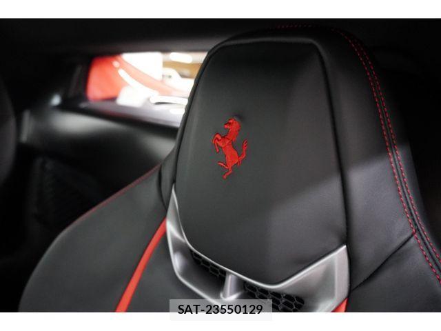 Ferrari 296 GTB 2023-08 2319388-13