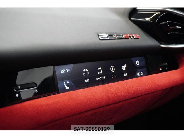 Ferrari 296 GTB 2023-08 2319388-19