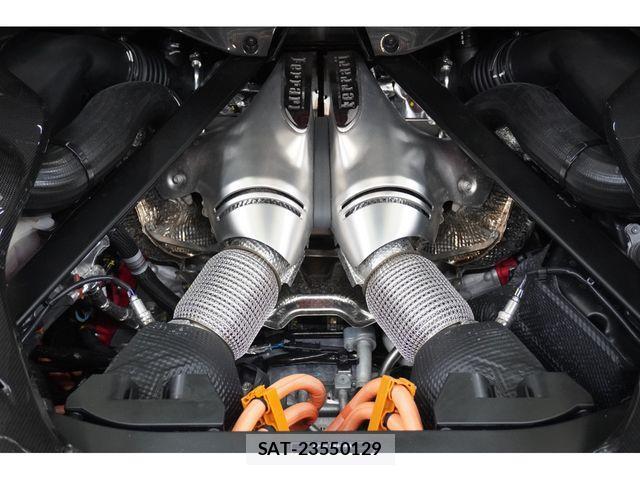 Ferrari 296 GTB 2023-08 2319388-29