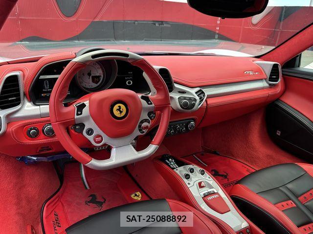Ferrari 458 Italia 2015-08 871670-1