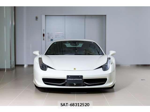 Ferrari 458 Italia 2011-04 7250763-9