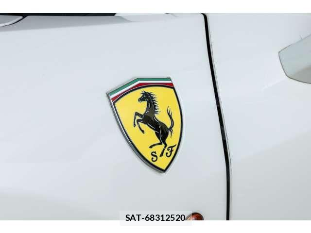 Ferrari 458 Italia 2011-04 7250763-12