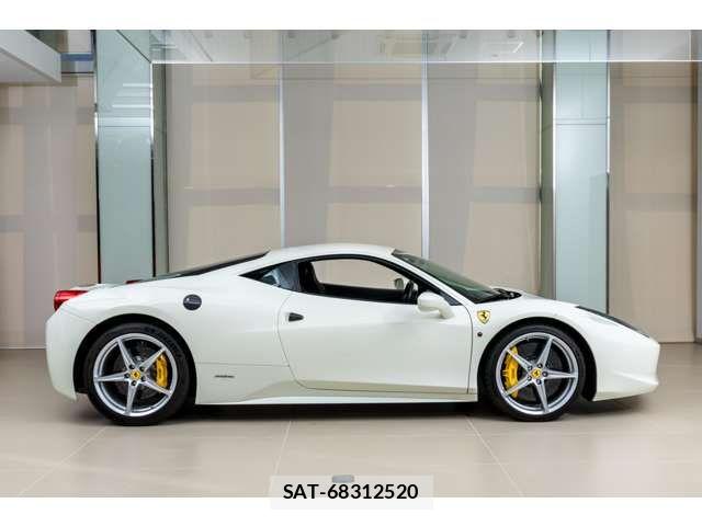 Ferrari 458 Italia 2011-04 7250763-7