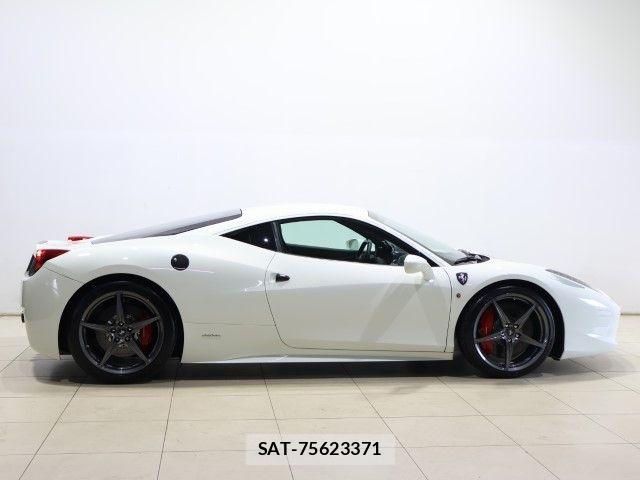 Ferrari 458 Italia 2013-06 7723265-10