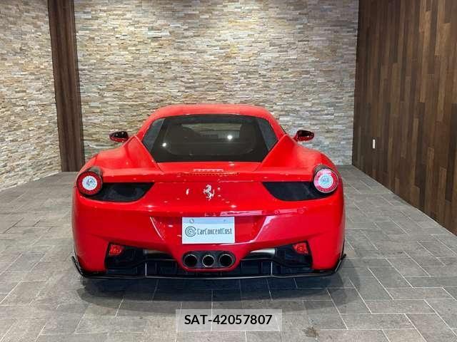 Ferrari 458 Italia 2010-08 7723266-12