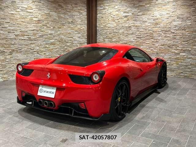 Ferrari 458 Italia 2010-08 7723266-2