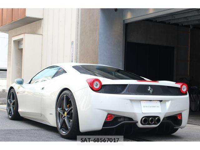 Ferrari 458 Italia 2013-11 7876428-12