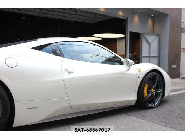 Ferrari 458 Italia 2013-11 7876428-15