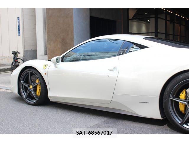 Ferrari 458 Italia 2013-11 7876428-16