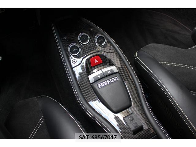 Ferrari 458 Italia 2013-11 7876428-19