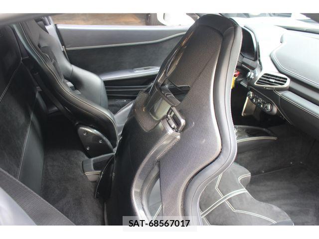 Ferrari 458 Italia 2013-11 7876428-22