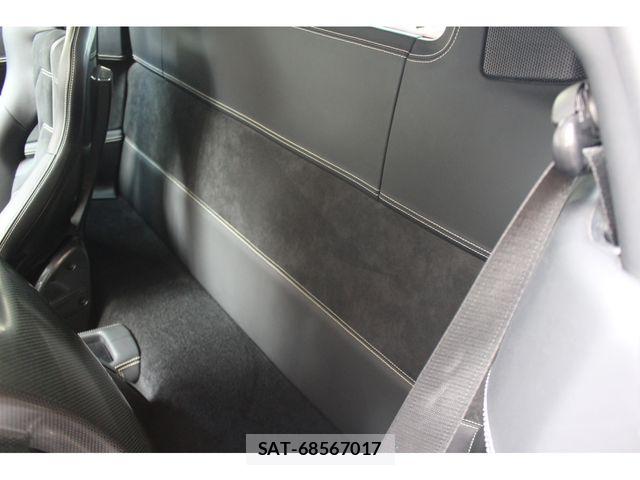 Ferrari 458 Italia 2013-11 7876428-23
