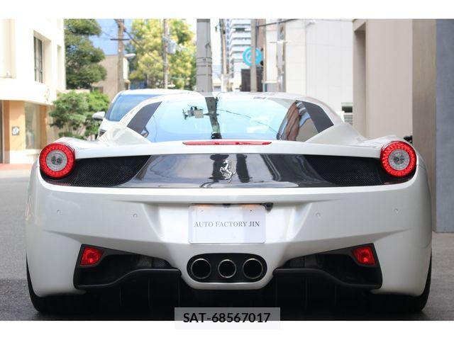 Ferrari 458 Italia 2013-11 7876428-2