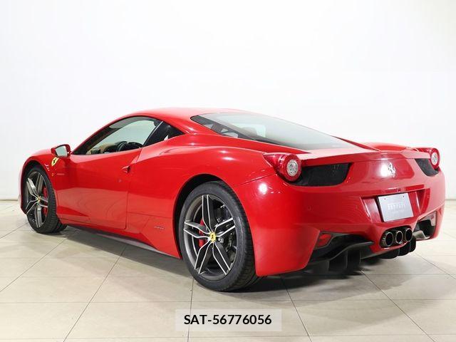Ferrari 458 Italia 2010-08 8524836-5