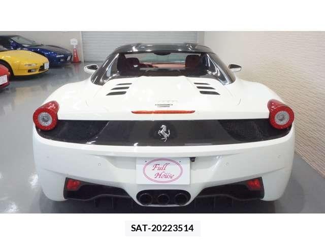 Ferrari 458 Spider 2013-03 1354113-9