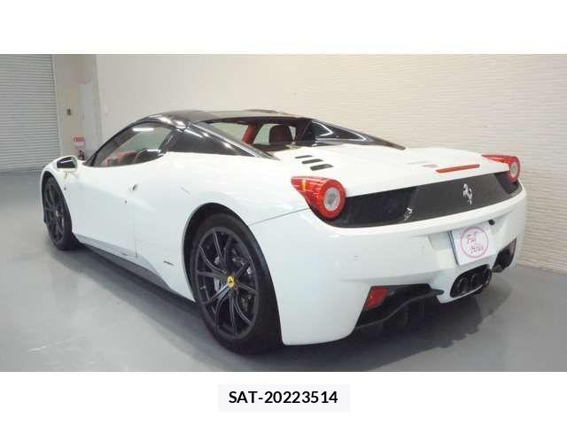 Ferrari 458 Spider 2013-03 1354113-8